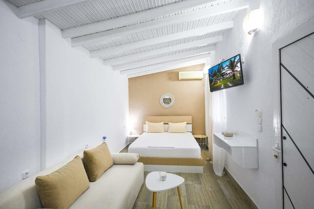 River Rooms Kriaritsi Skala Sikias Eksteriør billede
